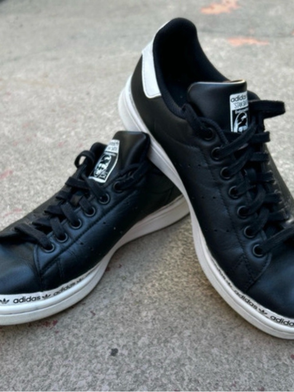 adidas Men’s Sneakers in Black with White Accents Men’s 7